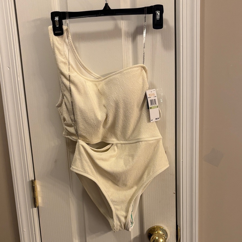 NWT Michael Kors Cream One-Shoulder Cutout Ribbed Bathing Suit size 8
